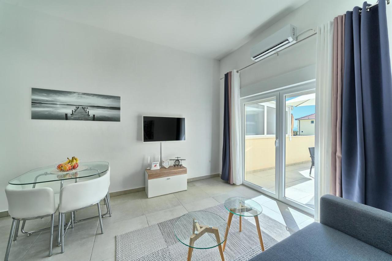 Terrace Apartment Danny Kastela Luaran gambar